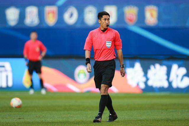 如意体育-中国裁判再亮相12强赛 马宁等先赴韩国再转战约旦